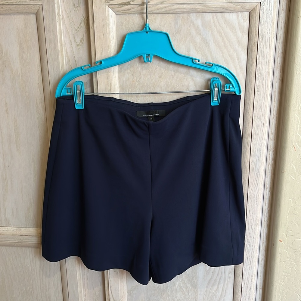 ๐บ WHBM 5โ Slip-On Shorts - Picture 5 of 9